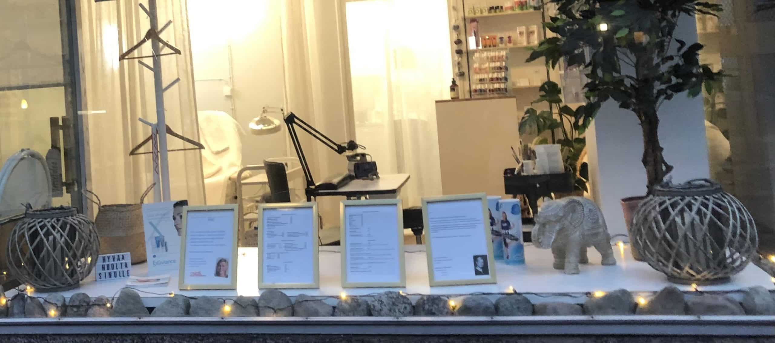 window long Hyvää Huolta jalkahoitola ja kauneushuone
